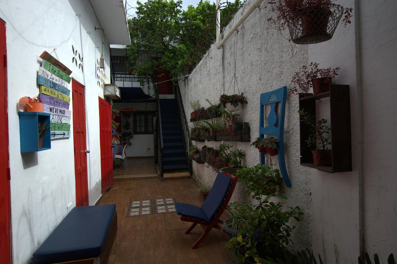 La Puerta Roja Guest House 聖多明哥 外观 照片